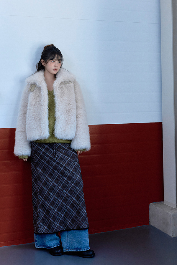 로라로라, 장원영과 함께한 25 겨울 컬렉션의 2차 라인업 공개 1046-Image